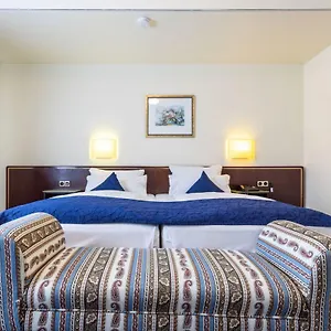 Trip Uebachs 4* Düsseldorf