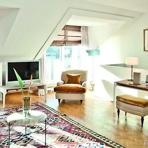 Cortiina 4*, München Duitsland